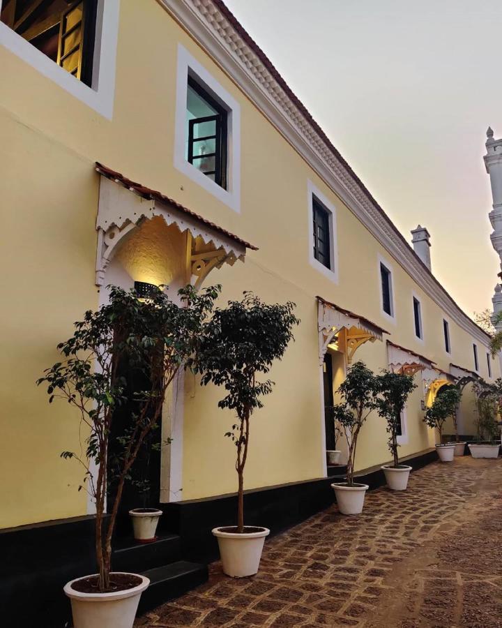 Fort Tiracol Heritage Hotel Arambol Bagian luar foto