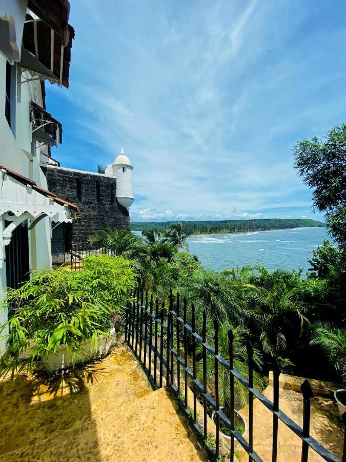 Fort Tiracol Heritage Hotel Arambol Bagian luar foto
