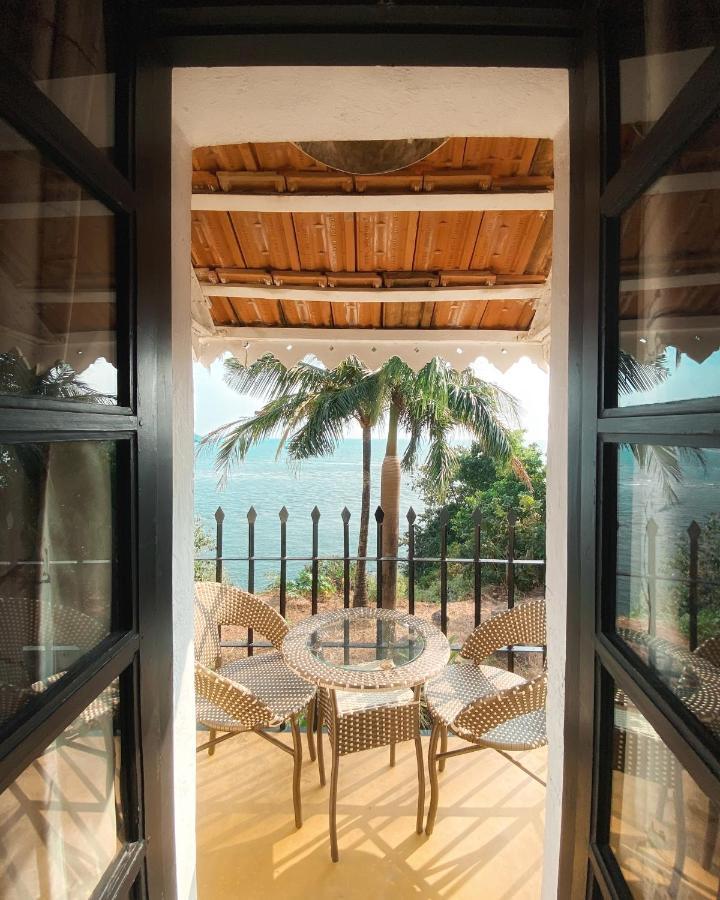 Fort Tiracol Heritage Hotel Arambol Bagian luar foto