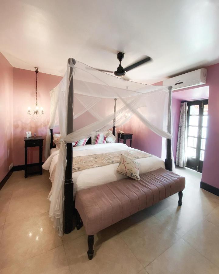 Fort Tiracol Heritage Hotel Arambol Bagian luar foto